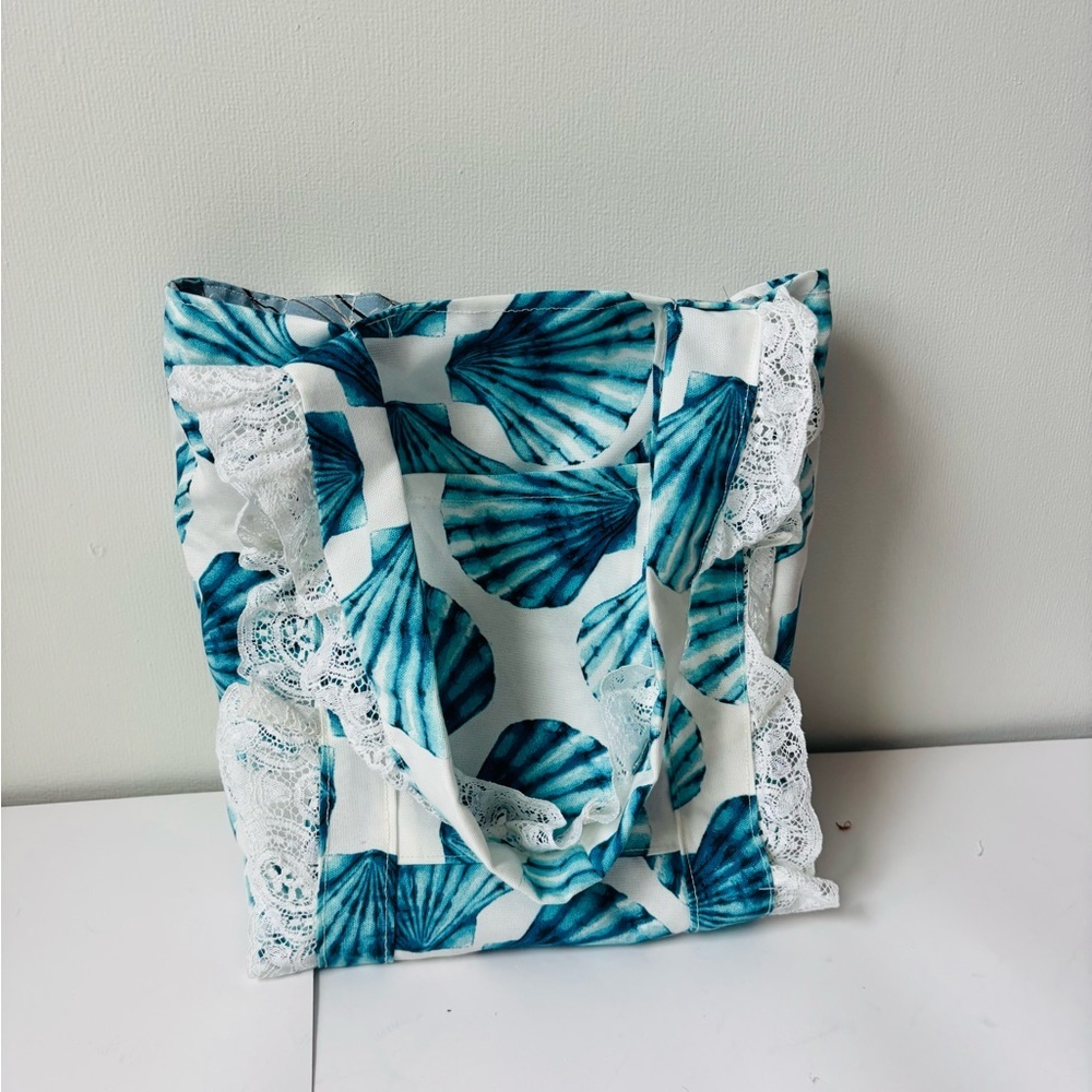 Blue and White seashell print Tote Bag with Lace Trim